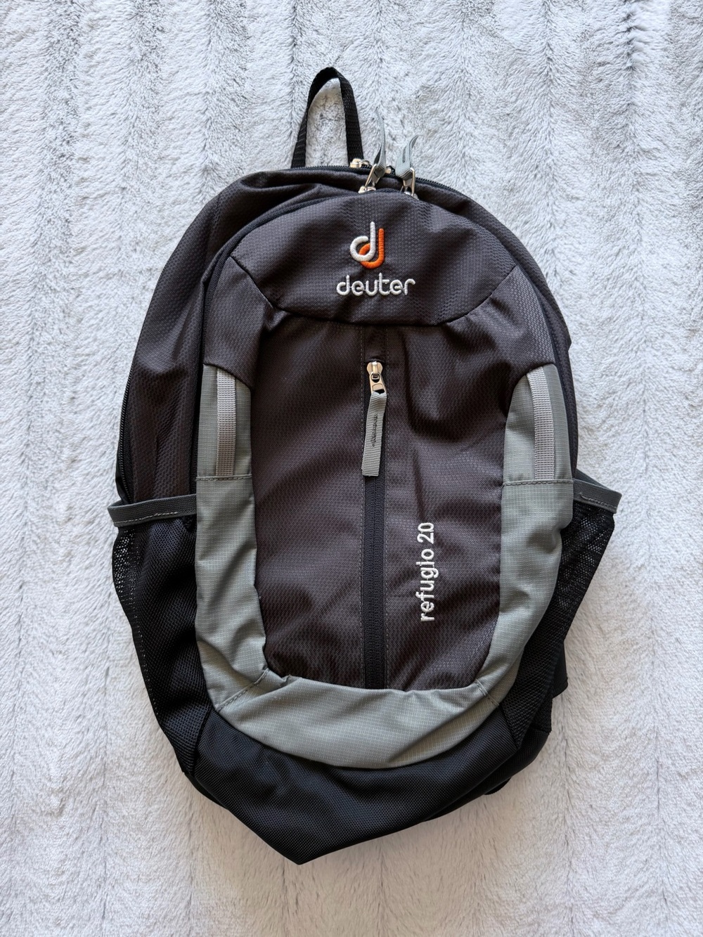 Deuter Refugio 20L Daypack Backpack